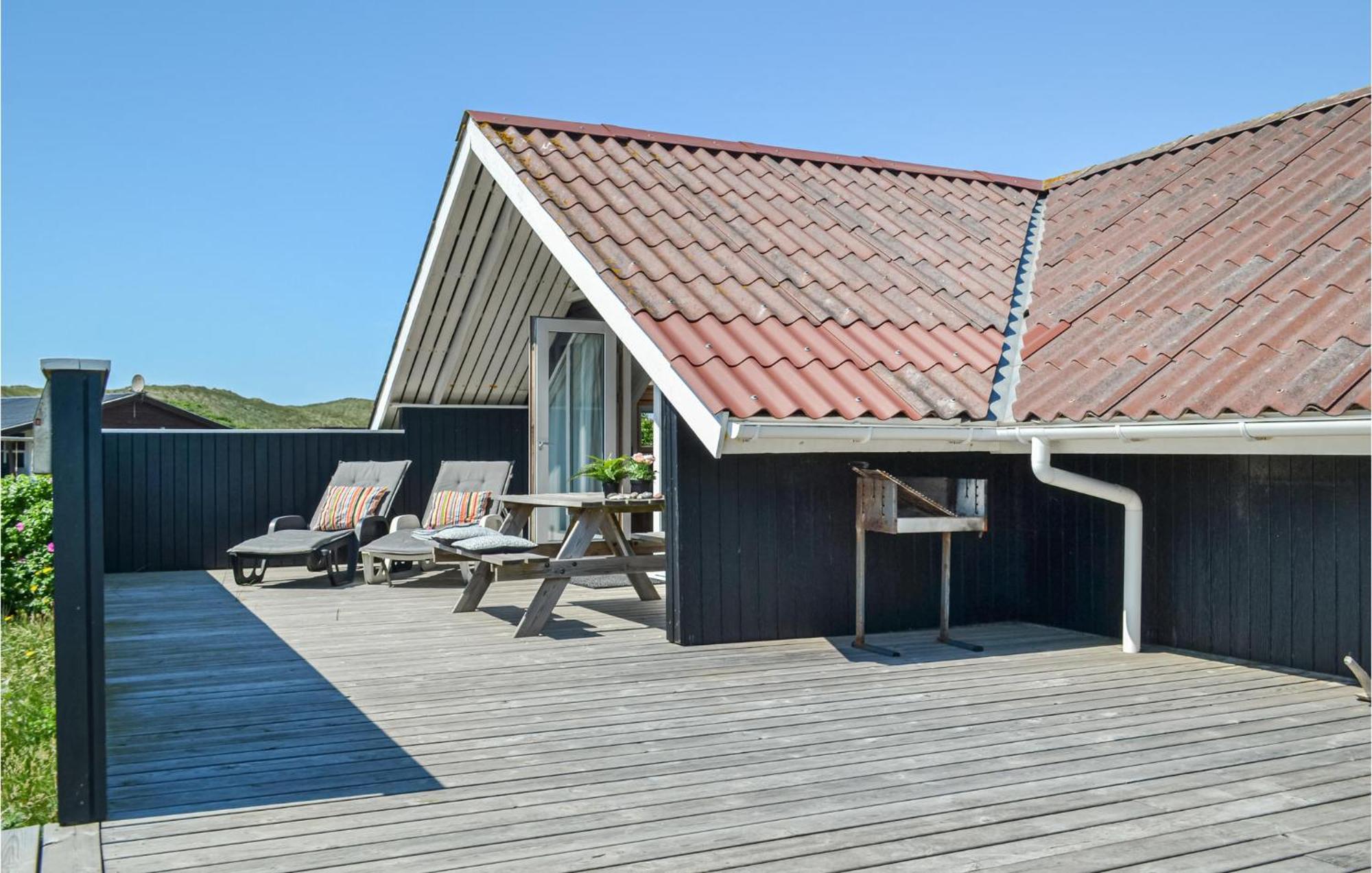 2 Bedroom Beautiful Home In Hvide Sande Bjerregard Экстерьер фото